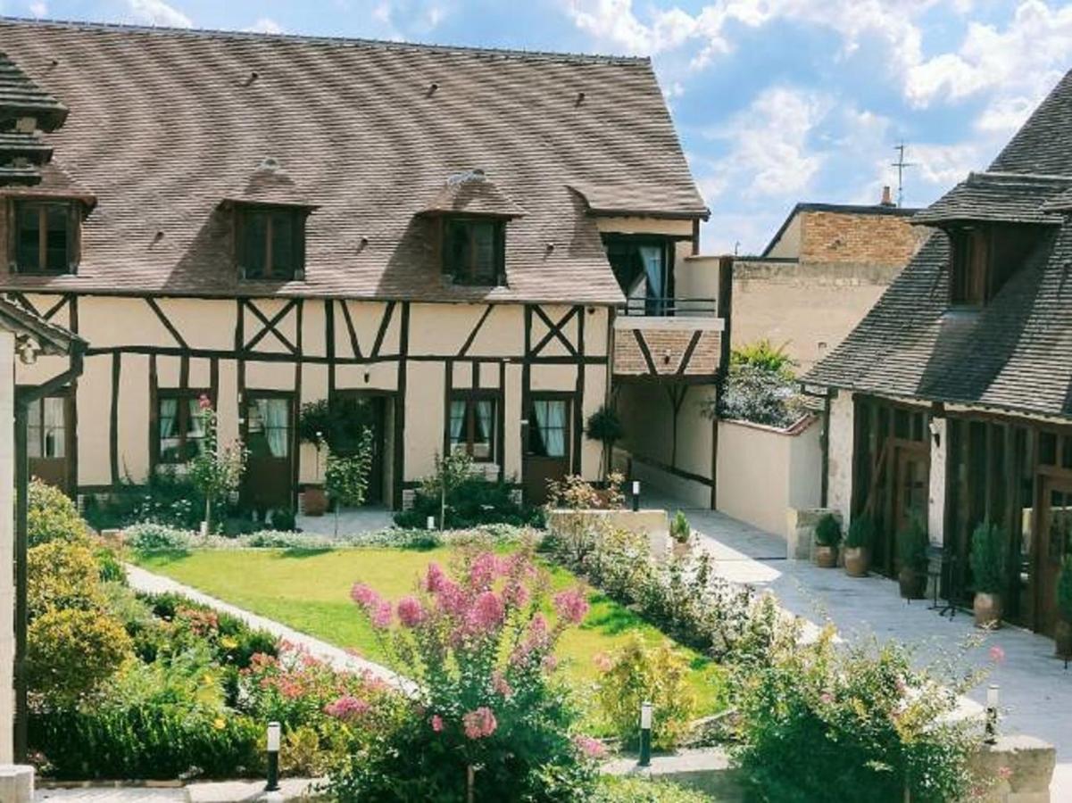 La Chaumiere Hotel Aubigny-sur-Nere Exterior photo