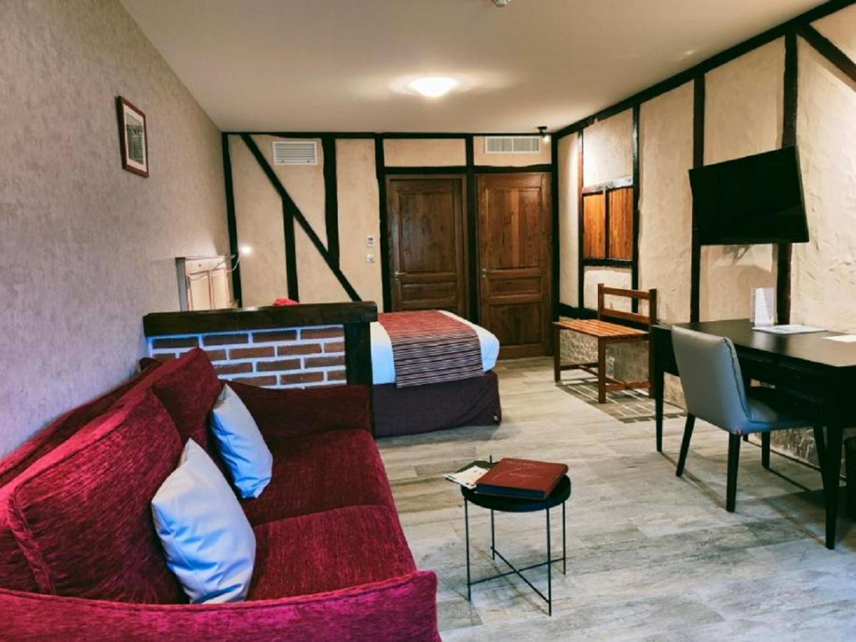 La Chaumiere Hotel Aubigny-sur-Nere Exterior photo